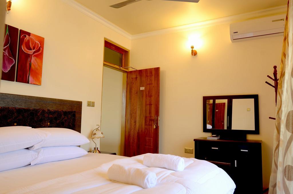 Lily Rest Maldives Hotel Maafushi Eksteriør billede